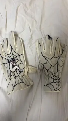 ぷ*ま様 earlskateboards PRINTED SPIDER-GLOV - メルカリ