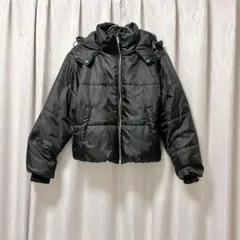 ダウンジャケット　ブラック