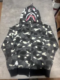 A Bathing Ape カモフラージュシャークパーカー