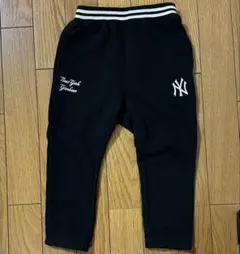MLBニューヨークヤンキース ロゴ入りパンツ 黒 95