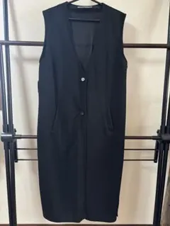 ロングジレ　ベスト　黒　ブラック
