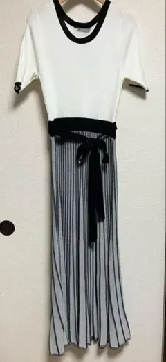新品　未使用　ジルバイジルスチュアート　ニットワンピース