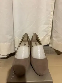 新品未使用　オリエンタルトラフィックベージュ　パンプス ヒール