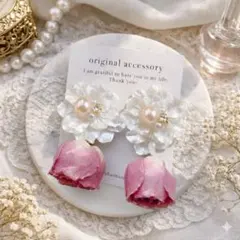 薔薇ピアス∗*゜