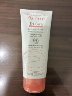 Avene アベンヌ　トリクセラNT フルイドミルク 100mlのサムネイル