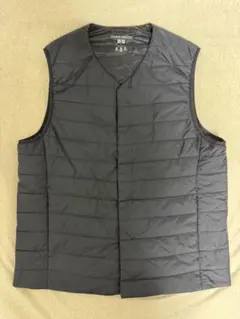 UNIQLO パフテックベスト ネイビー L