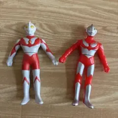 ジャンク品　ウルトラマン ミニソフビ 2体セット 帰ってきたウルトラマン 当時物のサムネイル