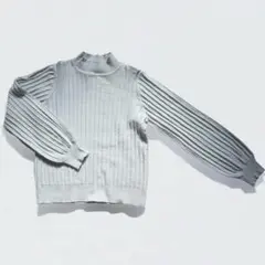 a.v.v （アー・ヴェ・ヴェ）ライトブルー ニットセーター　 即購入OK！のサムネイル