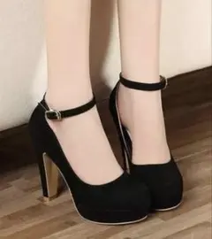 【超美品】アンクルストラップ付き＊パンプス