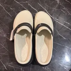 crocs ストンプローファー　厚底　新品未使用のサムネイル