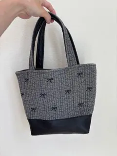 【美品】コンフォローブ　ヌビバッグ　リトルリボンのサムネイル