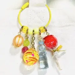 10 お祭りにぎやかジャラジャラキーホルダー　瓶ラムネとぶどう飴