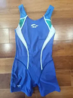 イトマンスイミングスクール　130cm　女の子　水着