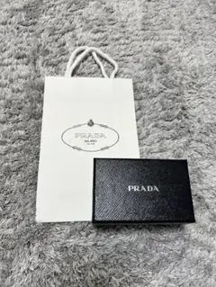 PRADA ショッパー　ボックス