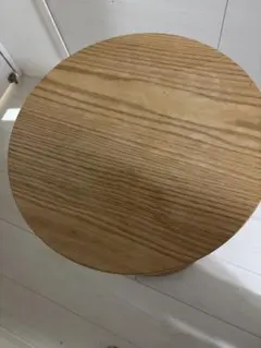 サイドテーブル