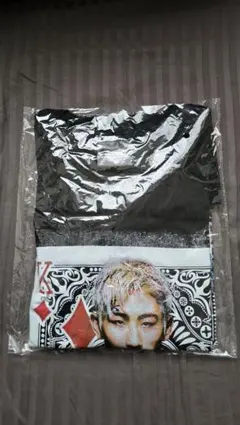 平本蓮 Tシャツ