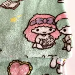 サンリオキャラクターズ　フェイスタオル　キキララ他絵柄　2枚組