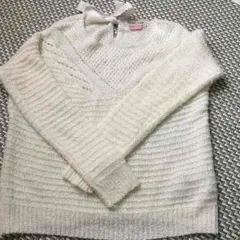 送料込み bershka ニット