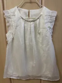 フリル付きホワイト半袖トップスINGNI♡♡