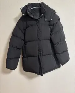 美品　ブラック ダウンジャケット