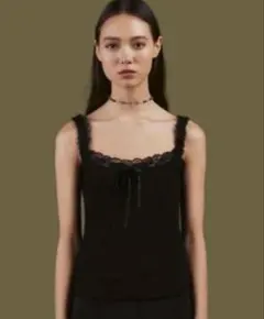 unif ella topのサムネイル