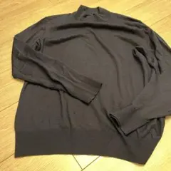 ユニクロ　モックネックセーター　黒