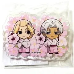 東京リベンジャーズ　プリンセスカフェ　桜和服　アクリルバッジ　佐野万次郎＆イザナ