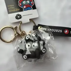 【万博グッズ断捨離中】ミャクミャク サンリオ キーホルダー 黒　ハンギョドン