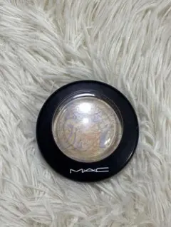 MAC ミネライズスキンフィニッシュライトスカペート