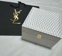 ✨✨非売品イヴサンローラン ヴァニティポーチ YSL メイクボックス ✨✨非売品イヴサンローラン ヴァニティポーチ YSL メイク