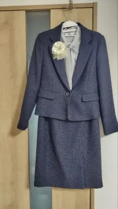 セレモニースーツ　ジャケット9号　　スカート7号