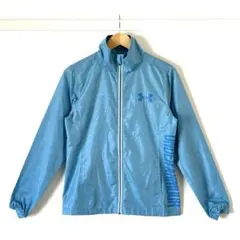 【美品】アンダーアーマー ウィンドブレーカー ウーブンジャケット 水色 M 撥水