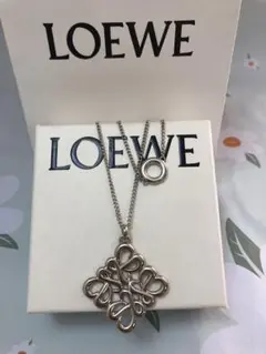 【正規 美品】LOEWE アナグラム刻印銀色シルバーチャーム/ネックレスチェーン 2025年最新】loewe アナグラム ネックレスの人気アイテム - メルカリ