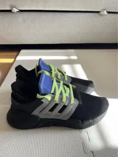 adidas アディダススニーカー　28cm
