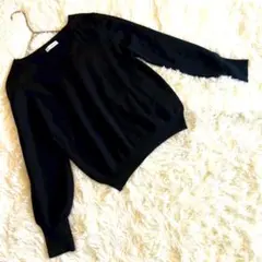 美品【アーヴェヴェ】 ブラック 長袖ニット