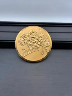 記念メダル 琴 牡丹 彫金風