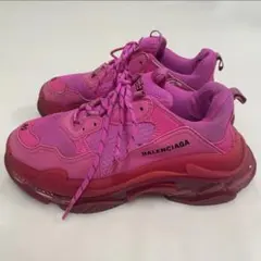 BALENCIAGA TRIPLE S スニーカー 40 人気 定番 ピンクのサムネイル