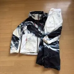 デサント DESCENTE スキーウェア 上下セットデモチーム中古サイズM/Lのサムネイル