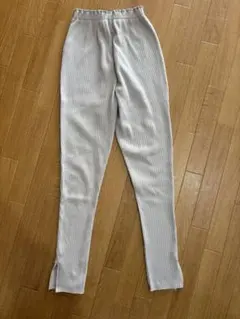 リブ編みライトグレーイージーパンツ F