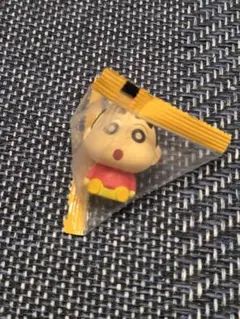 クレヨンしんちゃん　プチっとすわりマス　ミニフィギュア