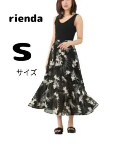 きれいめ）rienda ブラック フラワー柄 Sサイズ フレアスカート