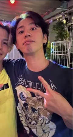 ワンオクTakaさん着用　METALLICAのサムネイル