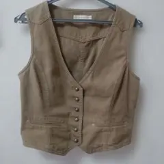 UNIQLO ベージュ ボタン付きベスト 綿100％