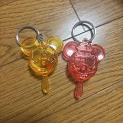 ミッキーマウス アクリルキーホルダー 2色セット