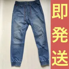 Item thumbnail for item 32f47892-aa4d-437d-999c-fc8bfa89df4a