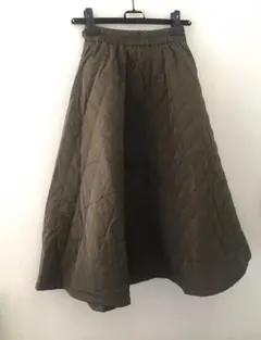 新品◯キルティングフレアスカート◯カーキFサイズ