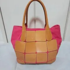 Item thumbnail for item 7cdb0b2d-c5f5-48a0-b352-ec3bc22d6eda