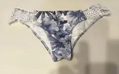 ホリスター　　花柄ビキニショーツのサムネイル