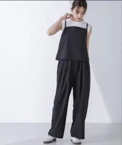 ブラック キャミソール サロペットのサムネイル