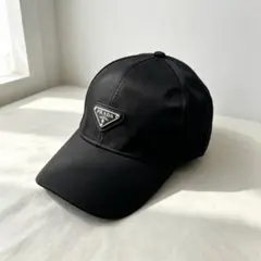 大人気PRADA 【ナイロン】 ベースボールキャップ 三角ロゴ - メルカリ